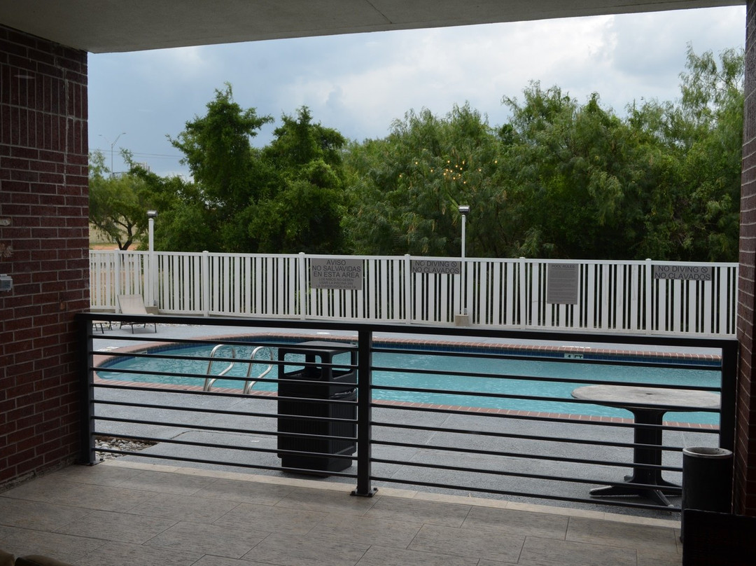 Country Inn & Suites by Radisson, Harlingen, TX主图