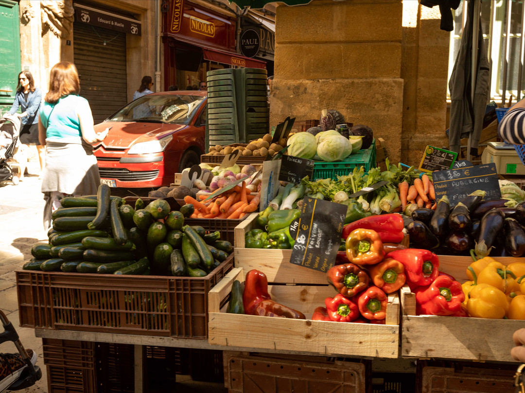 Marché aux Fruits et Légumes-普罗旺斯必去景点