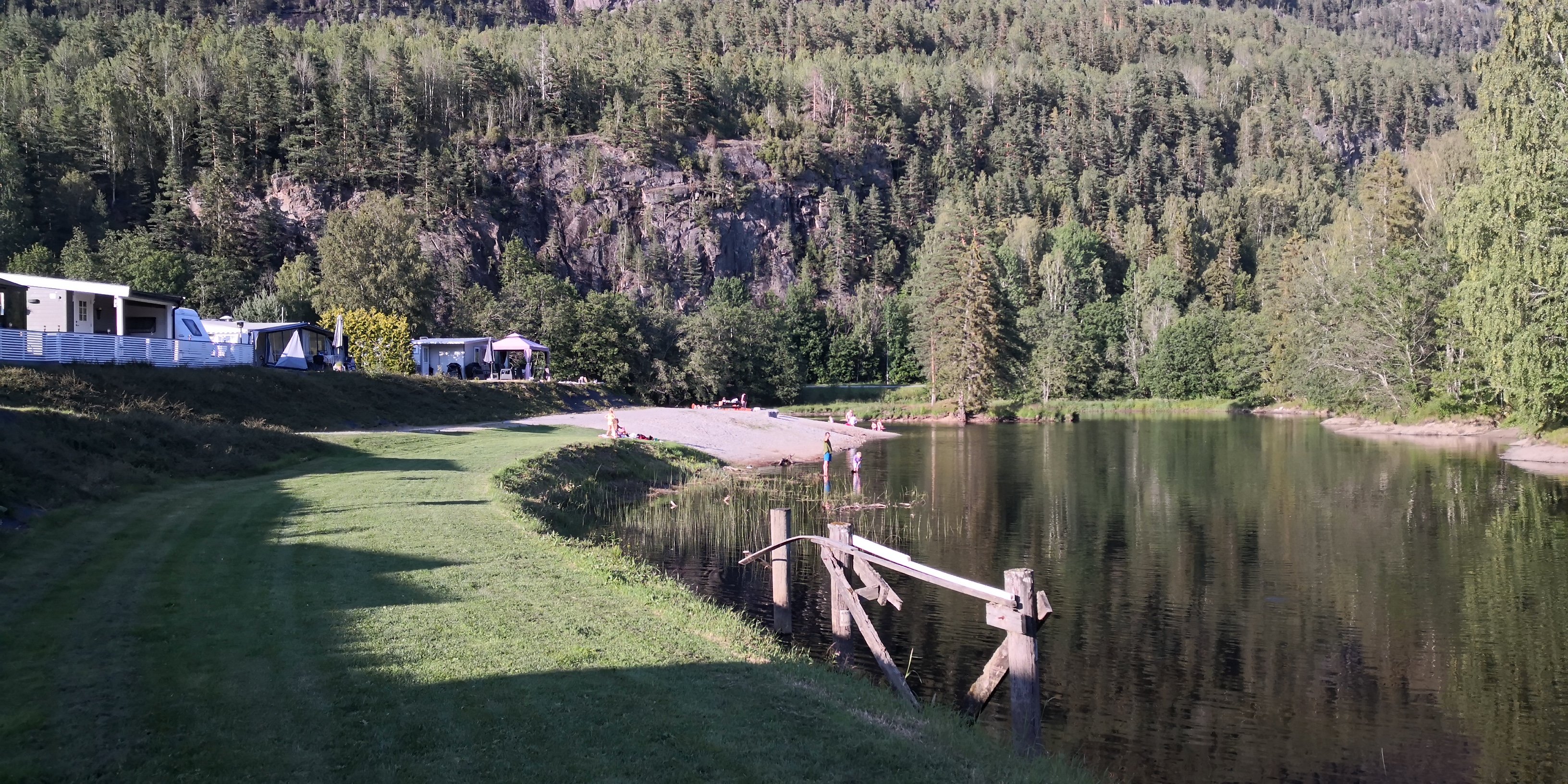 Sanda Camping and Cabins-泳池