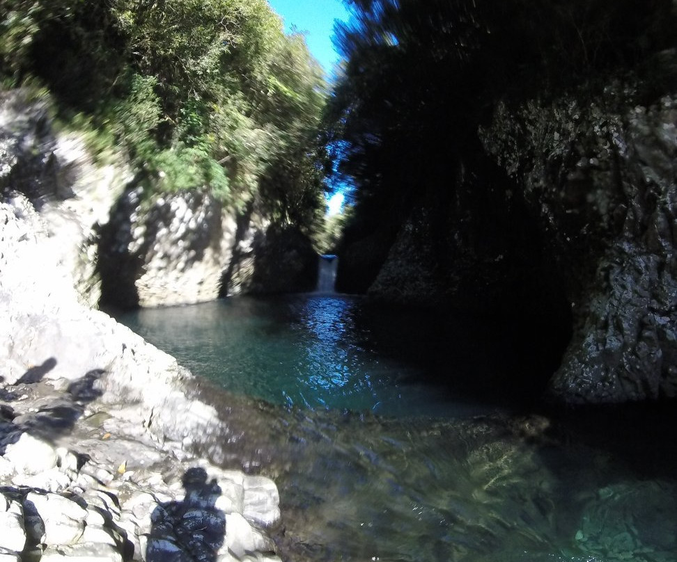 Alpanes Canyoning Reunion景点图片