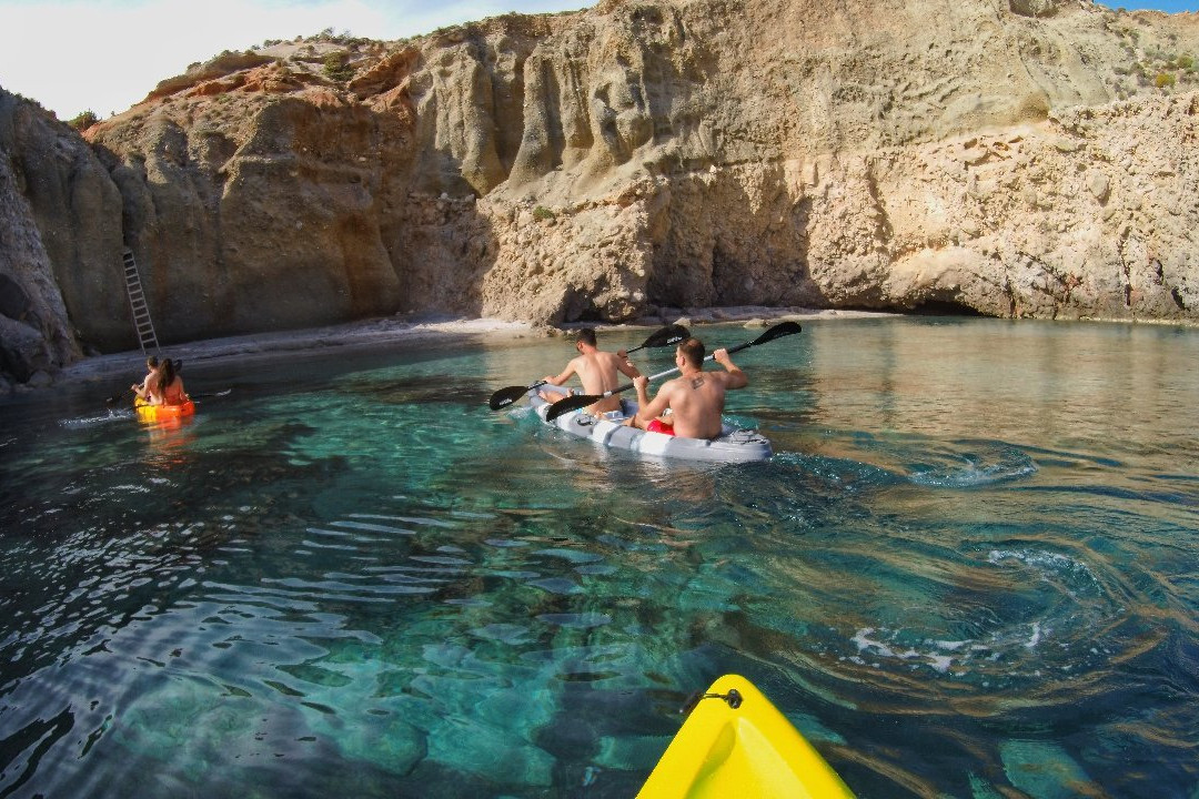 Milos Watersports-米洛斯岛必去景点