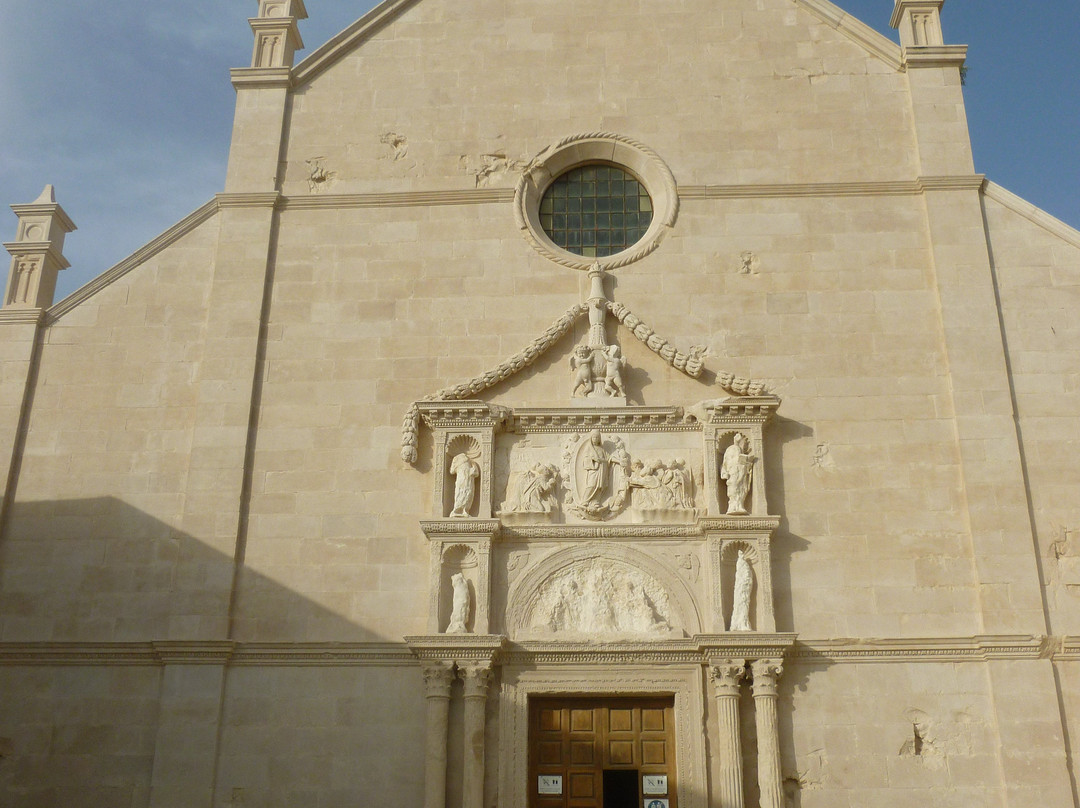 Santuario Di Santa Maria A Mare景点图片