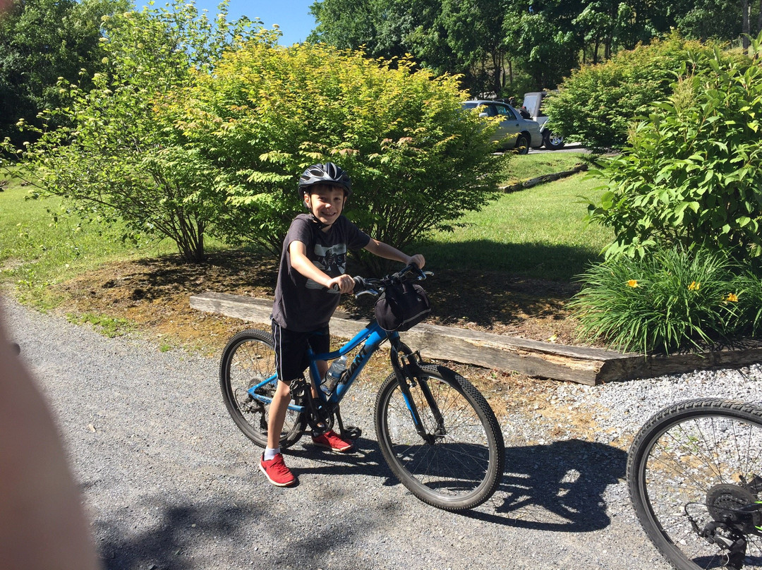 Shuttle Shack-Damascus必去景点