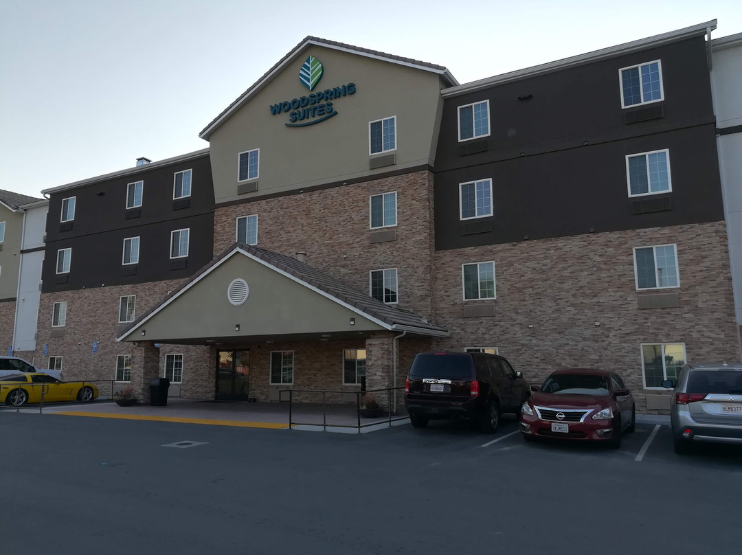 WoodSpring Suites Bakersfield主图