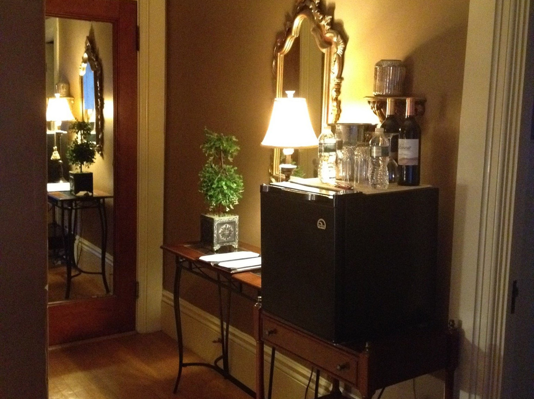 Silver Fountain Inn主图