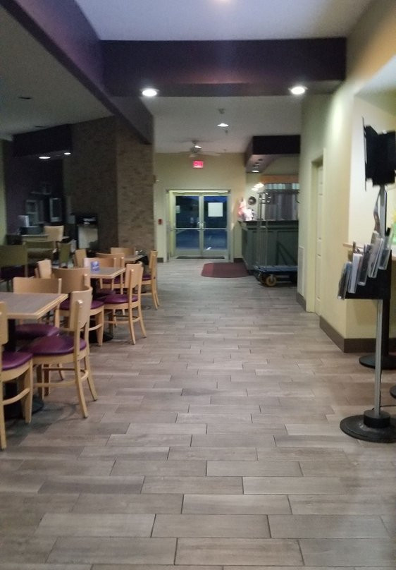 贝斯特韦斯特钱伯斯堡酒店主图