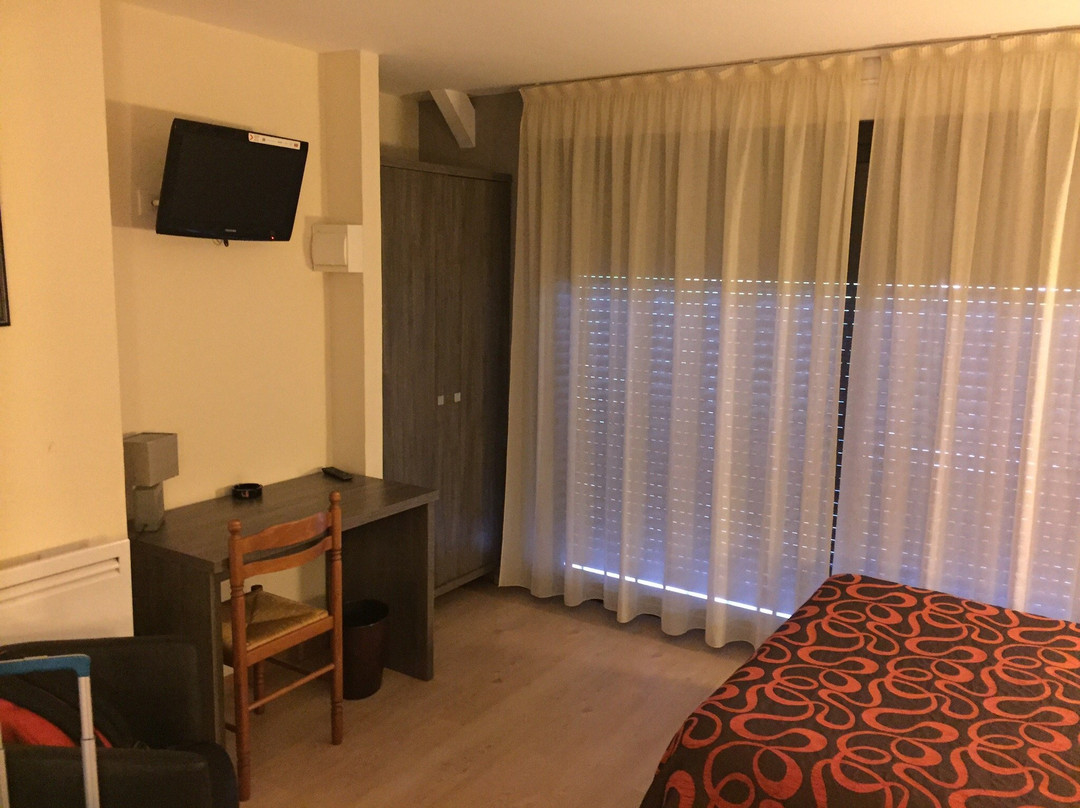 Relais des Cinq Routes主图