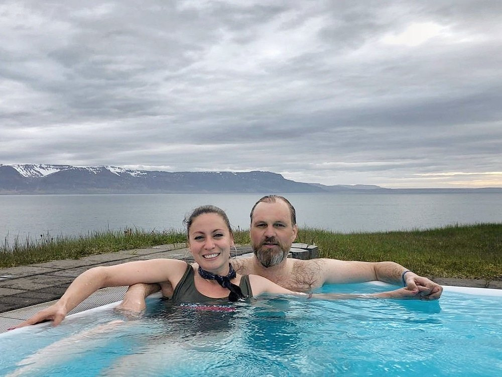 Thermal bath Hofsos, Iceland景点图片