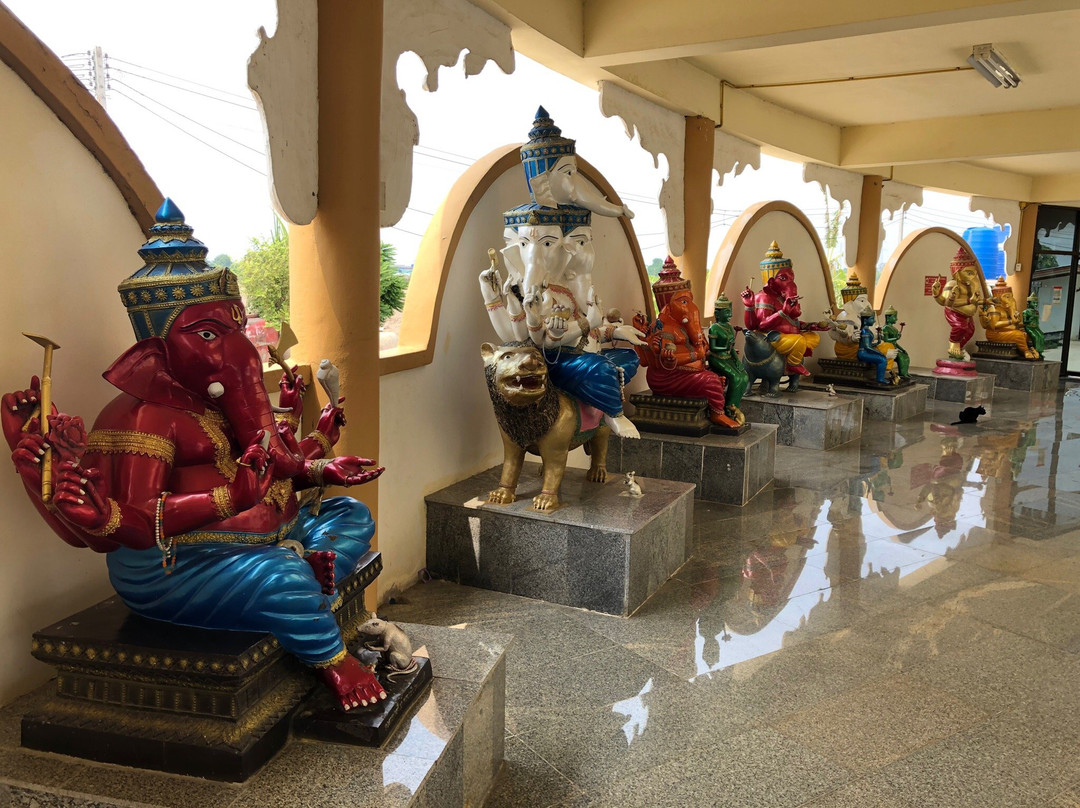 Wat Phayakkha Intharam (Wat Chedi)-北柳必去景点