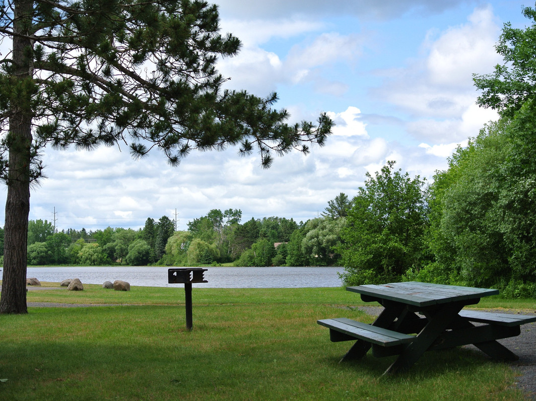 Hayward Lakes Visitors and Convention Bureau景点图片