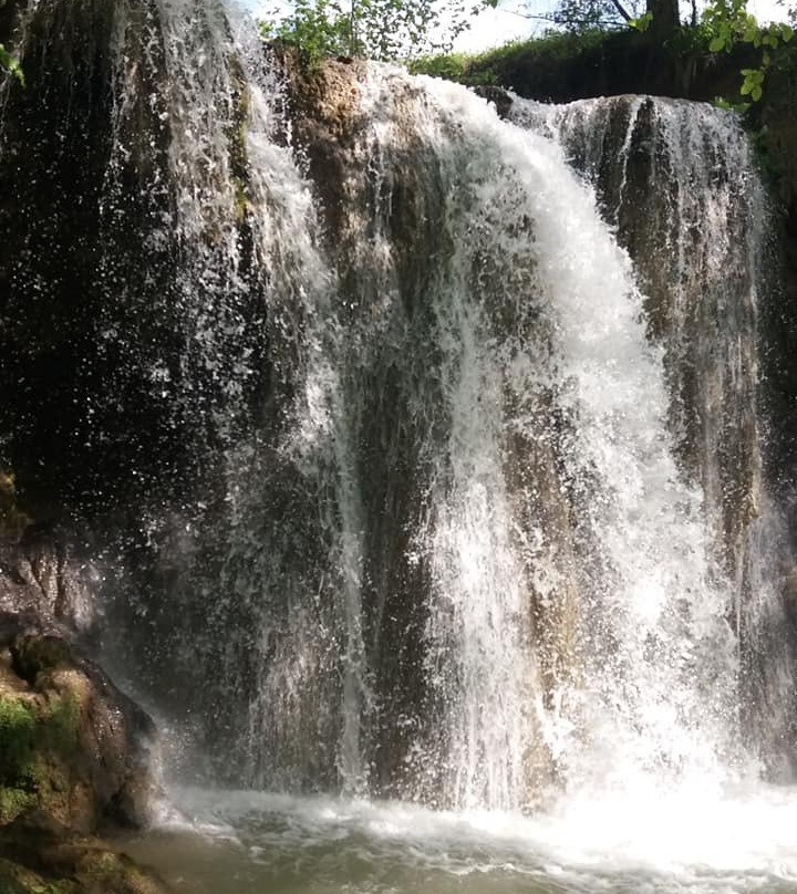 Blederija Waterfall景点图片