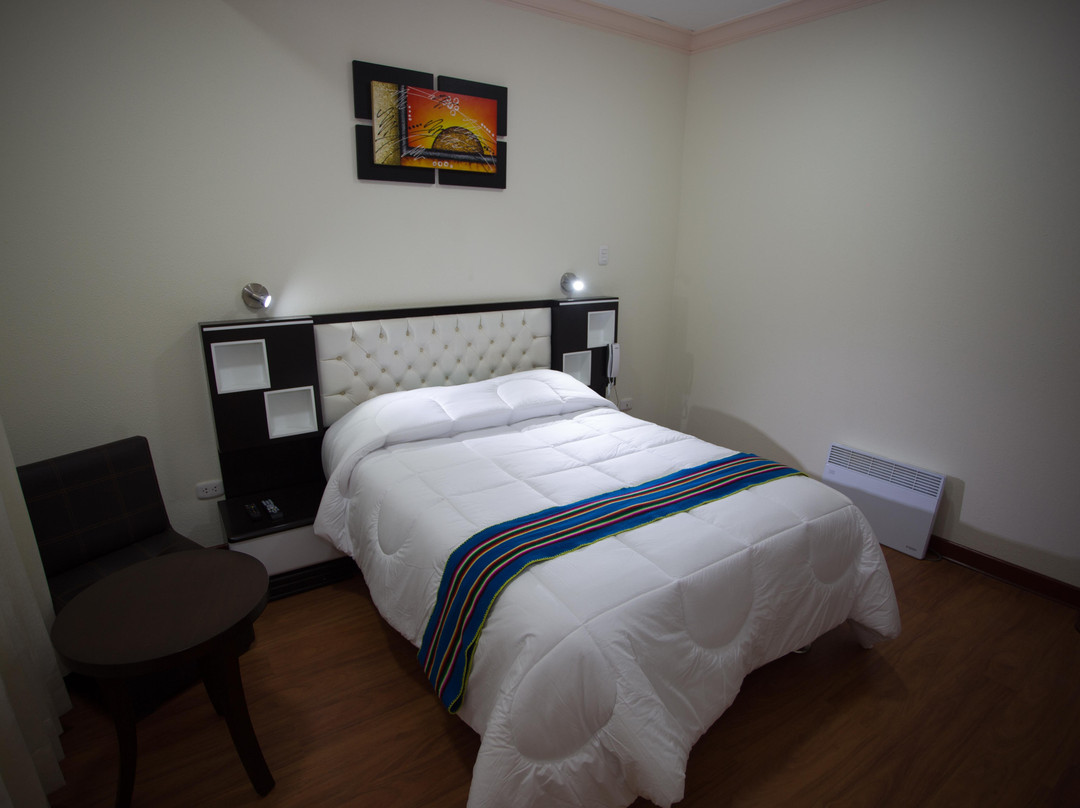 Korimarka Suite Hotel主图