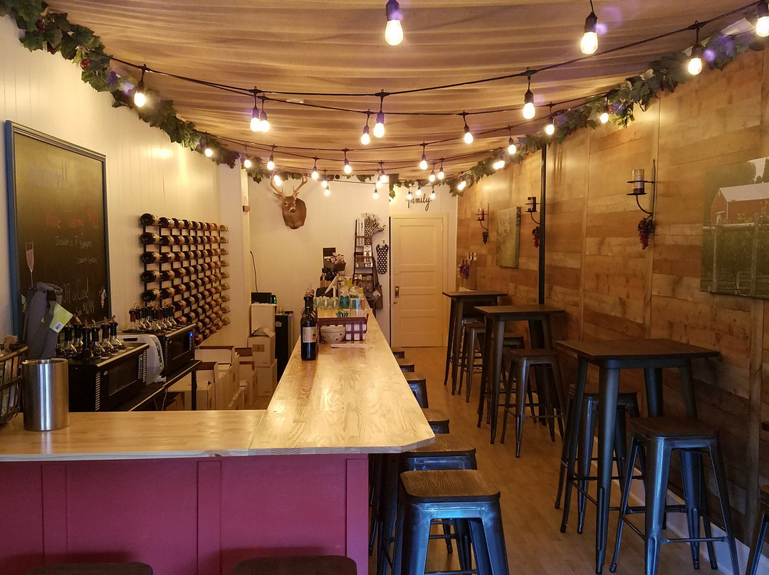 Monroeville Vineyard & Winery景点图片