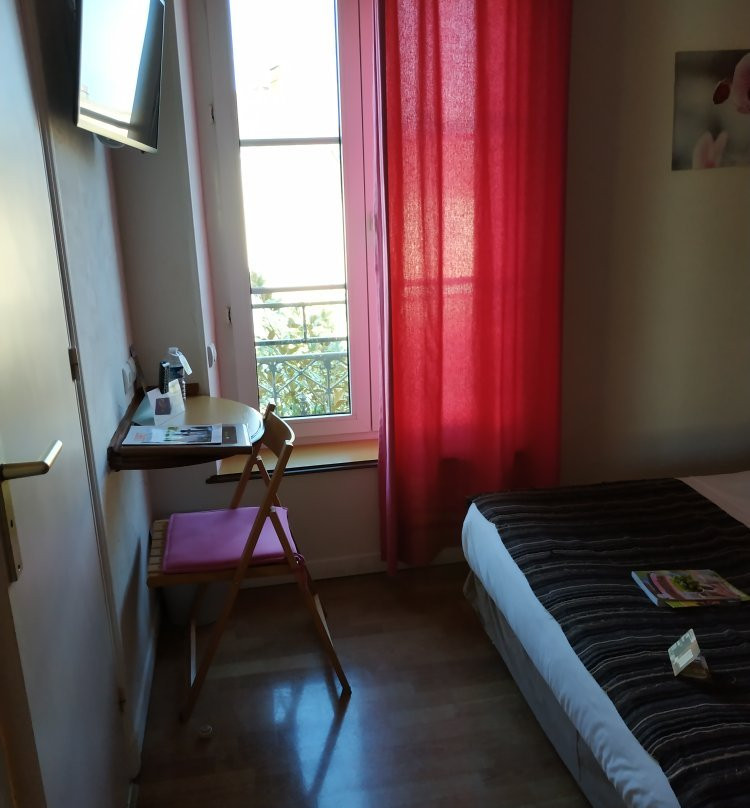 Logis Hôtel Ecu de France主图