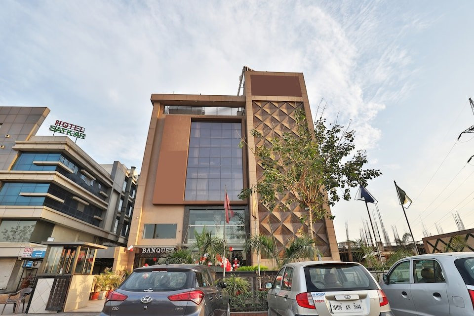 The Grand Vinayak Hotel主图