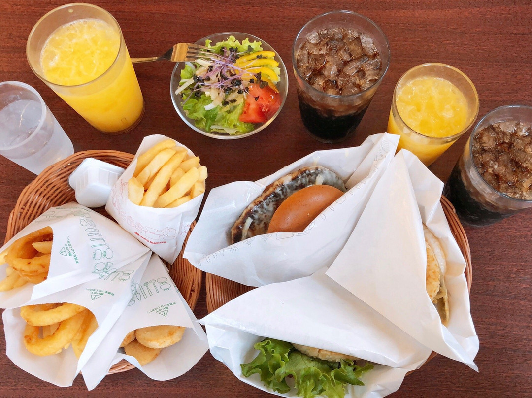 真冈市餐馆和美食-Mos Burger Moka
