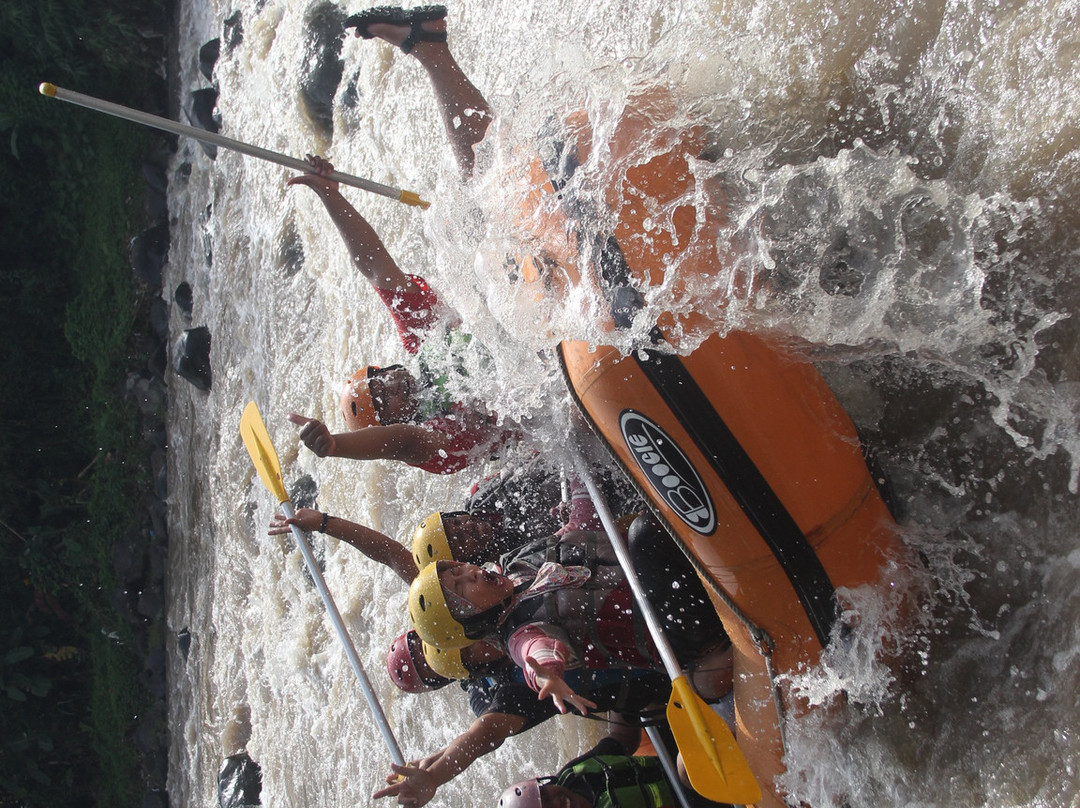 Rafting Elo-马吉冷必去景点