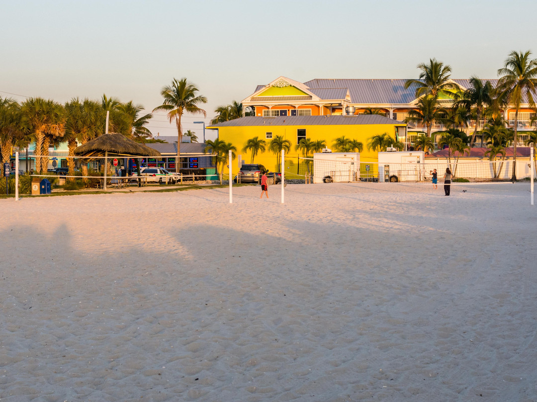 Crescent Beach Family Park-迈尔斯堡海滩必去景点