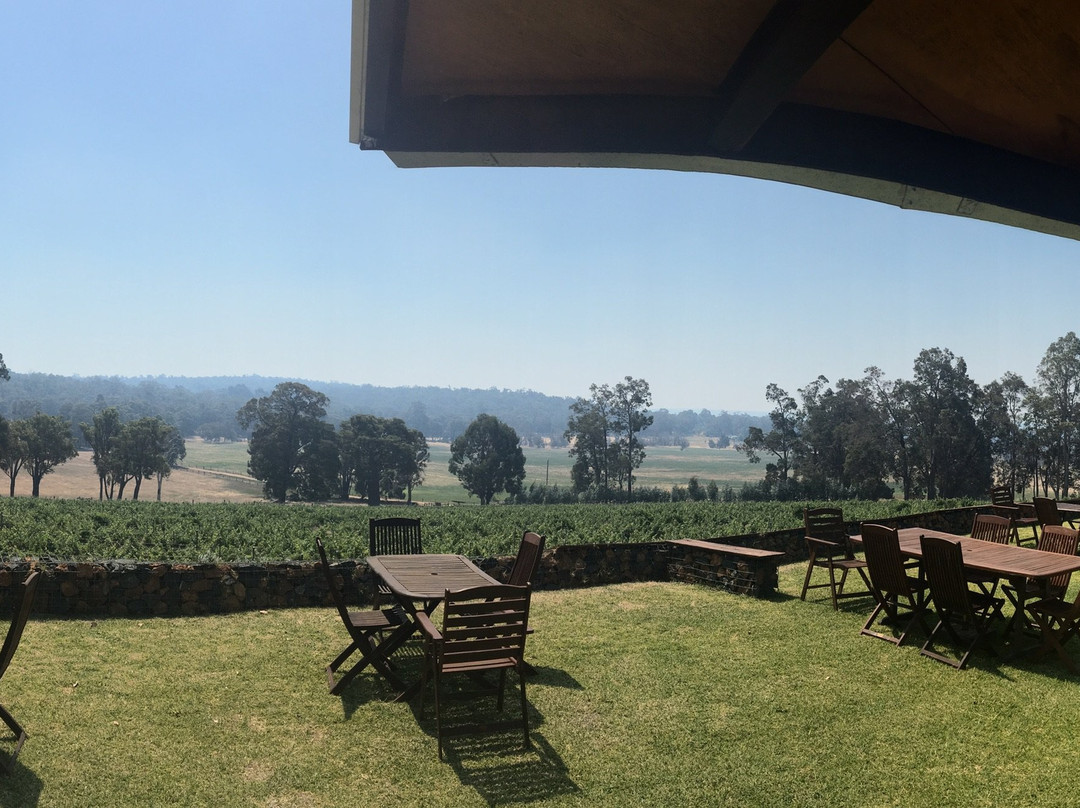 Coughlan Estate Cellar Door & Vineyard-Donnybrook必去景点