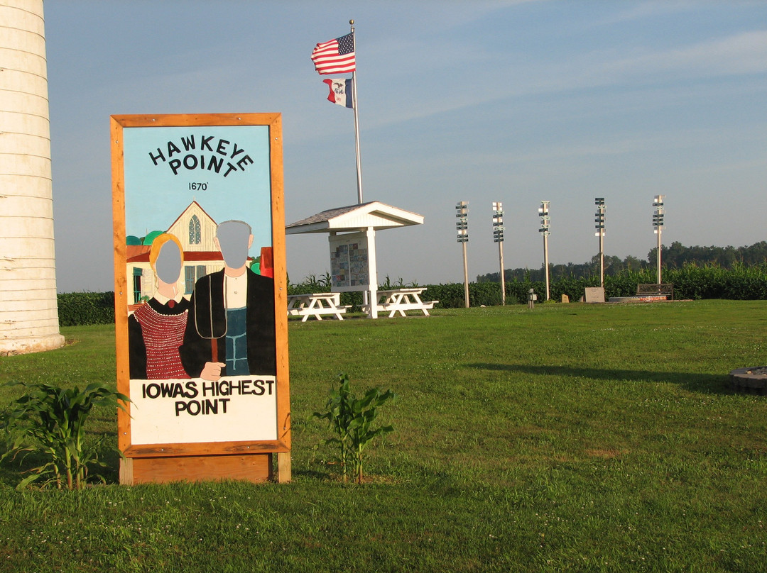 Hawkeye Point-Sibley必去景点