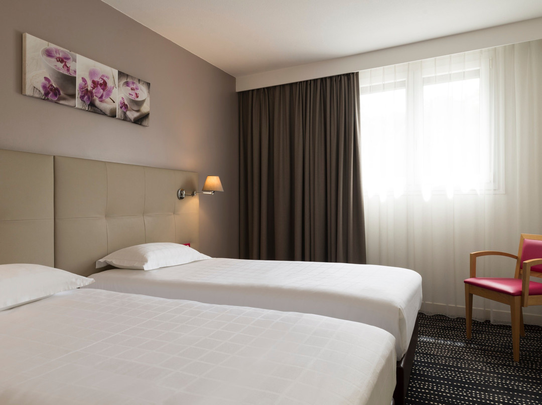 水星图勒中央酒店主图