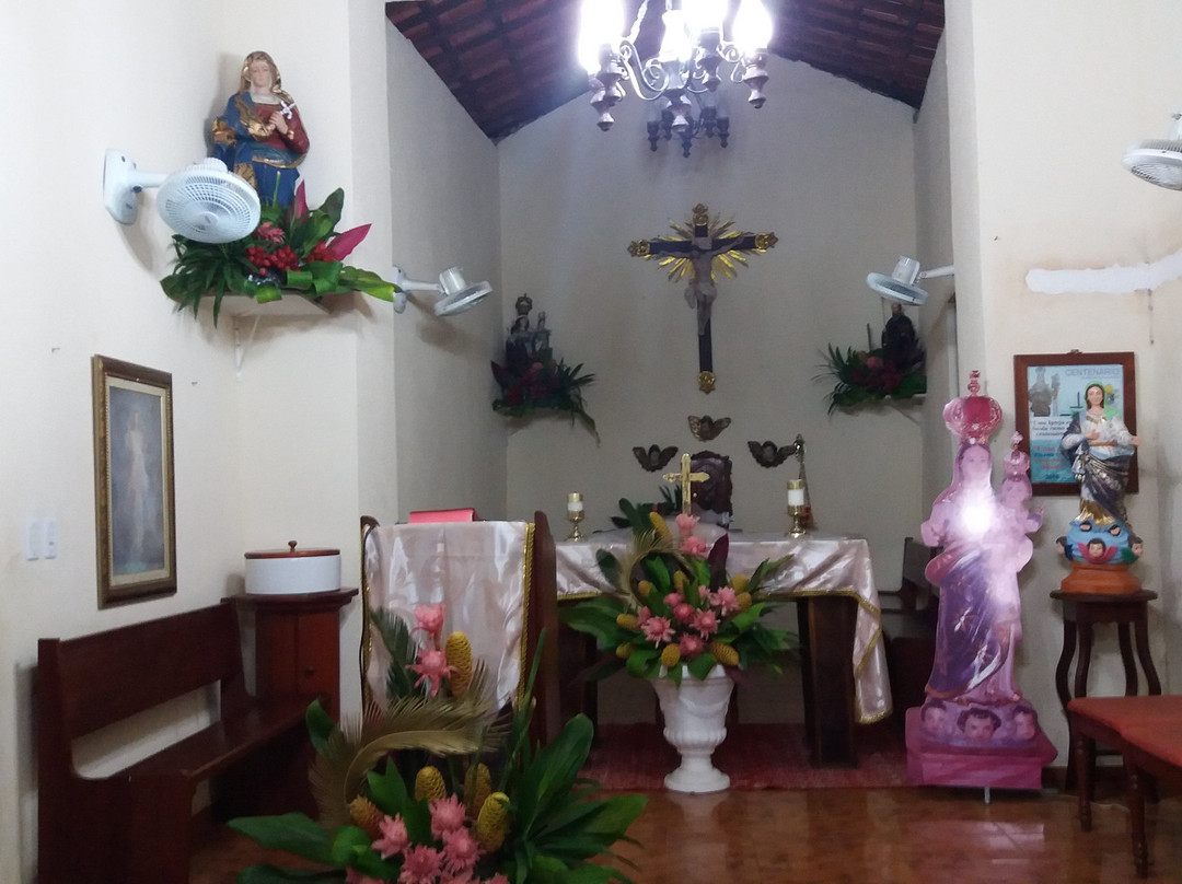 N S das Candeias Church