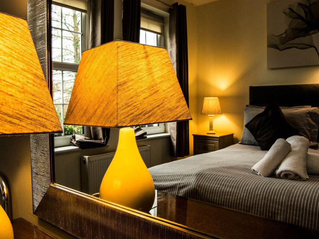 Fernroyd House B&B