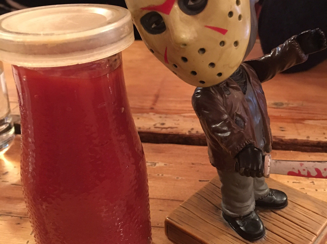 Throwback Brewery-North Hampton必去景点