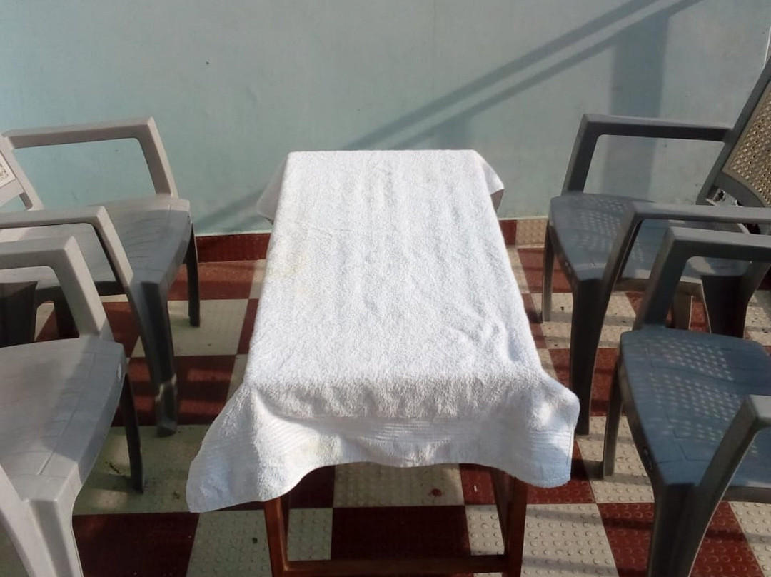 Mountain and Moon主图