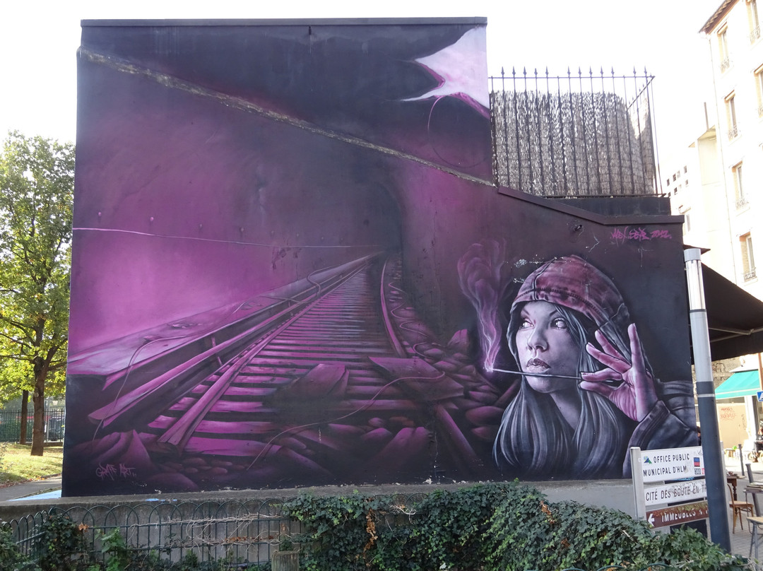 Fresque Métro-圣旺必去景点