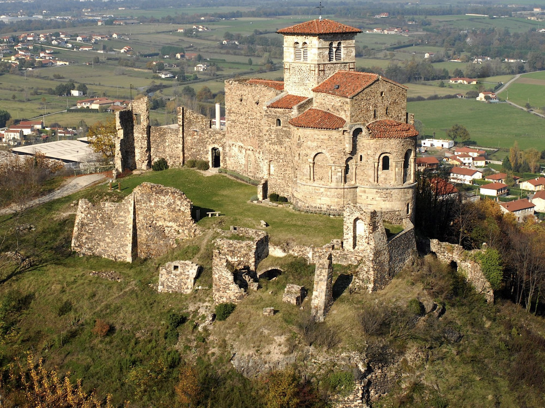 Prieure de Saint-Romain-le-Puy景点图片