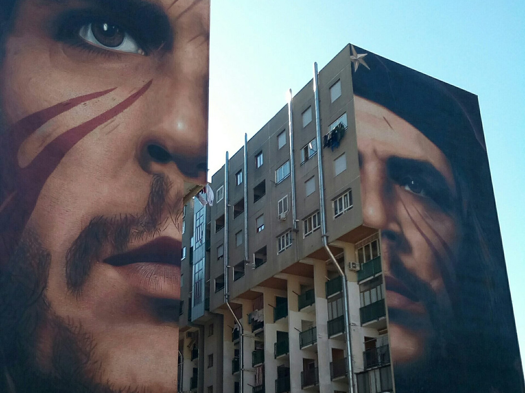 Panza旅游景点-Murales Che Guevara "Ernesto"