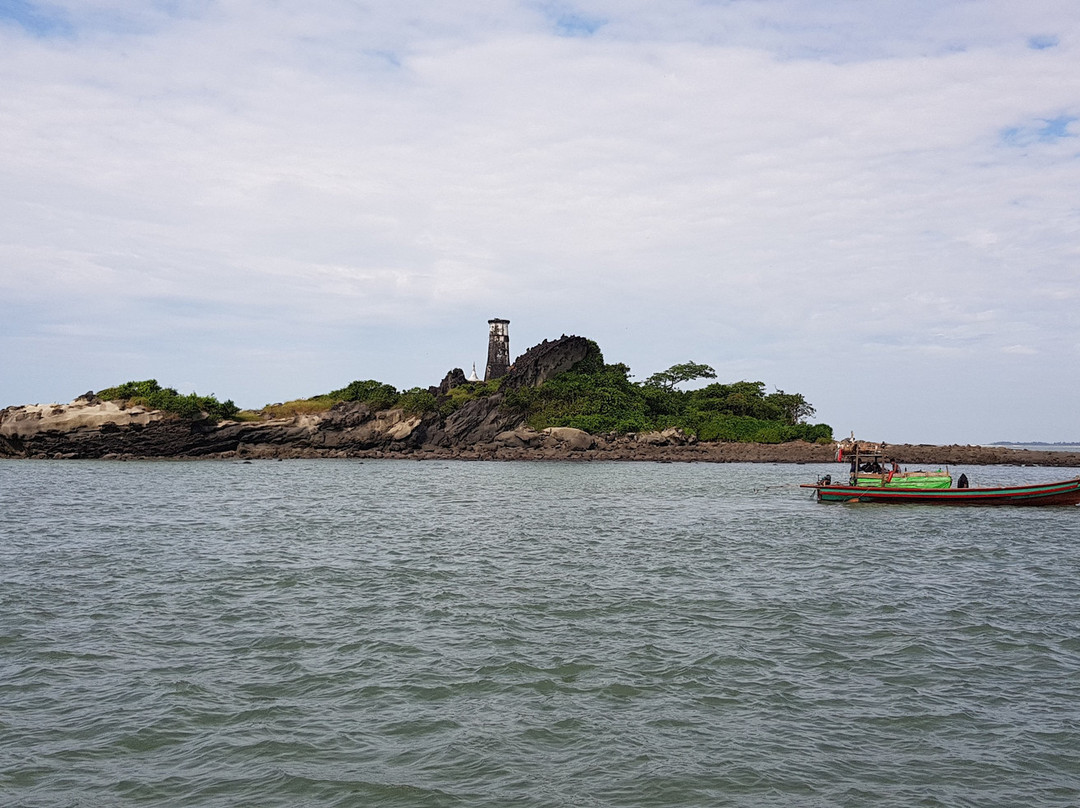 Lay Shan Taung Lighthouse-实兑必去景点