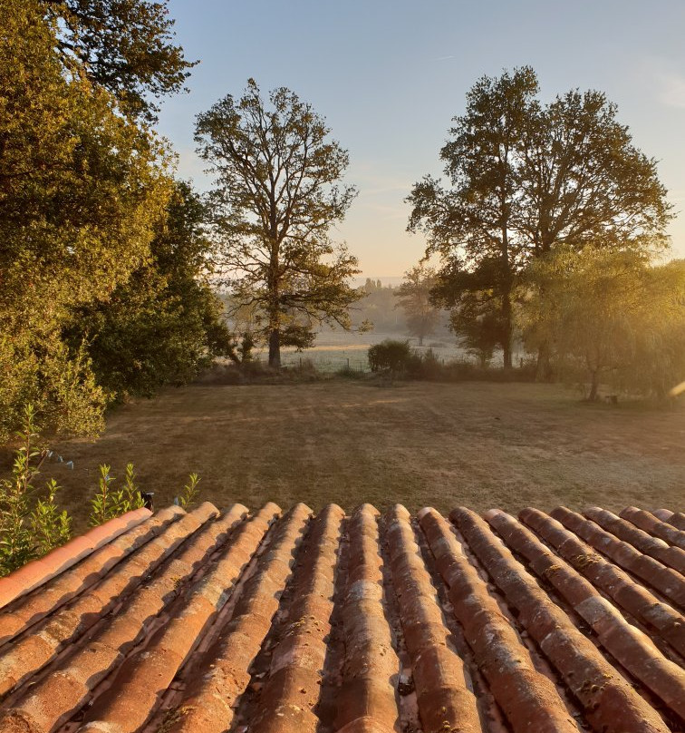 Lesterps酒店住宿-17 St Romain