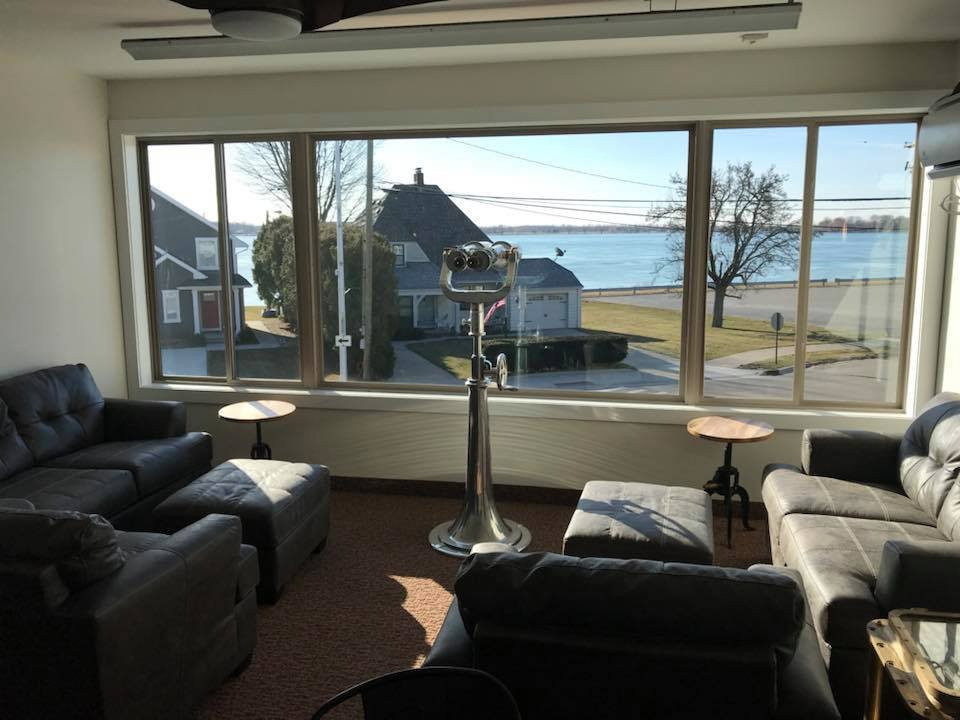 Inn on Water Street主图