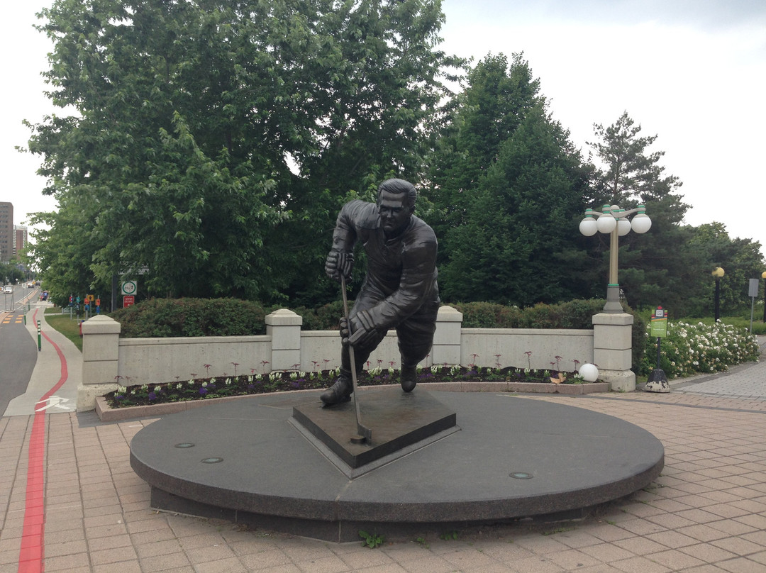 Statue of Maurice Richard-加蒂诺必去景点
