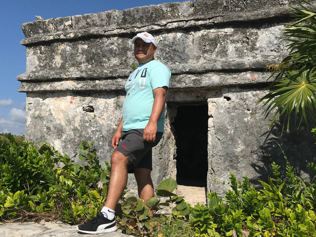 Cenote Media Luna-图伦必去景点