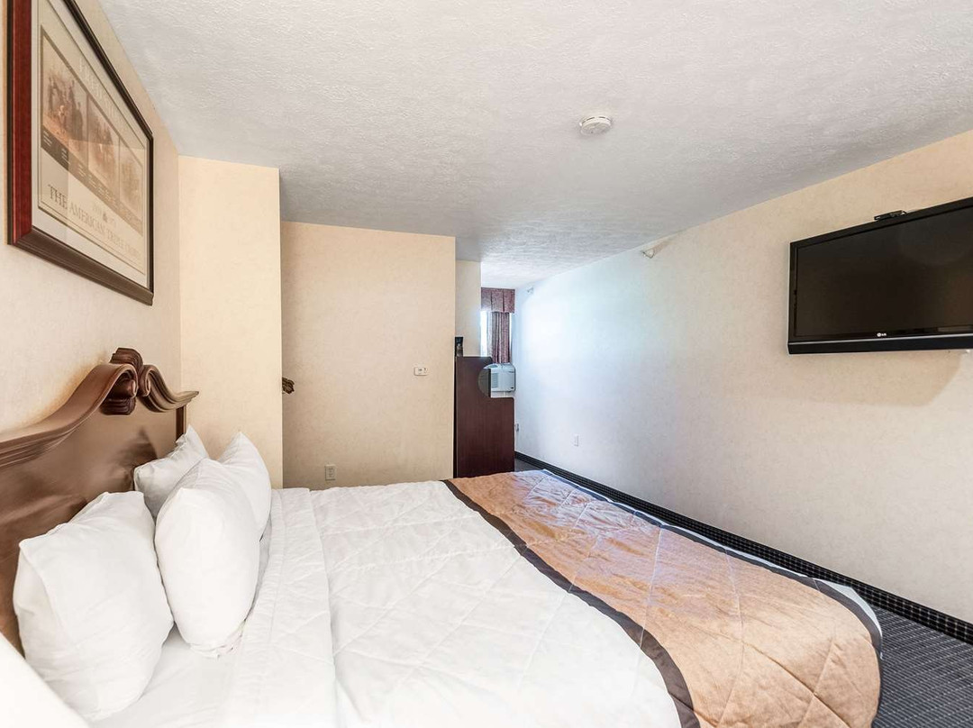 Rodeway Inn & Suites主图