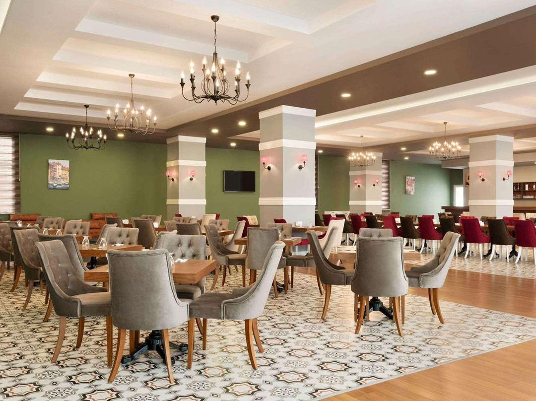 Hawthorn Suites by Wyndham Cerkezkoy主图