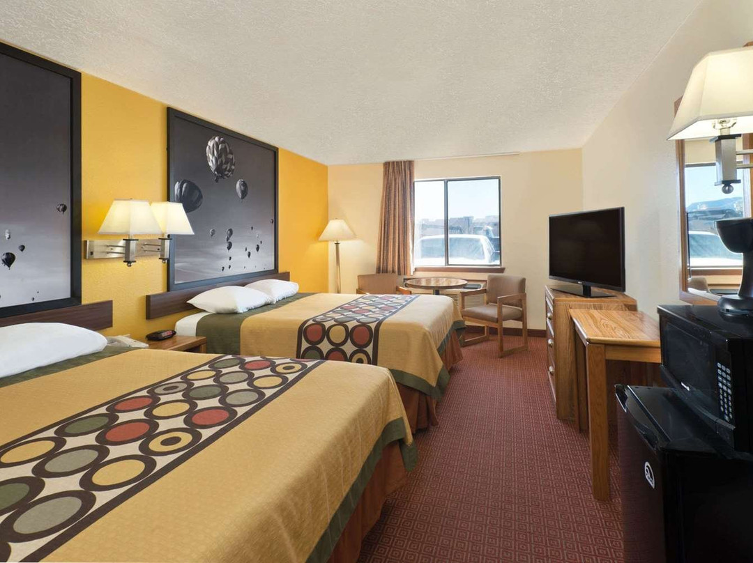 Super 8 by Wyndham Alamogordo主图