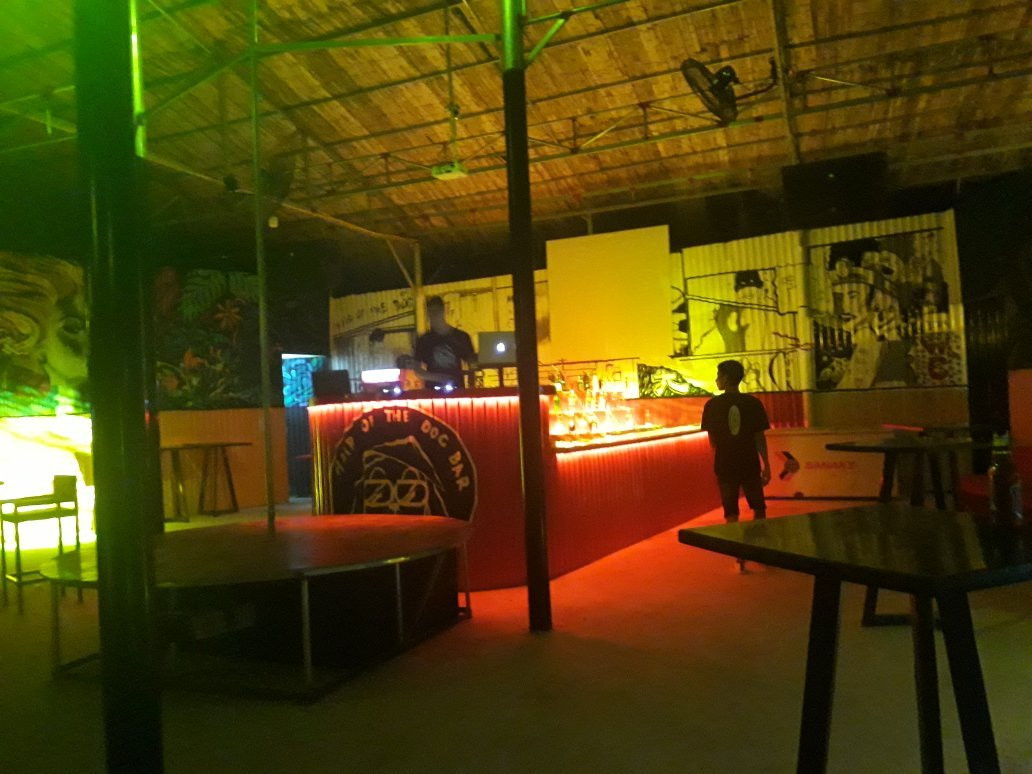 Hair Of The Dog Beach Club-卡巴必去景点