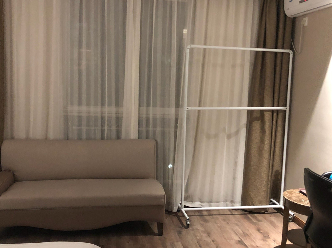 圣爵菲斯之家商务宾馆主图