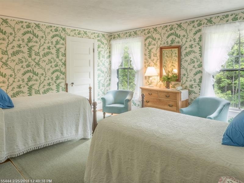 Harbourside Inn主图