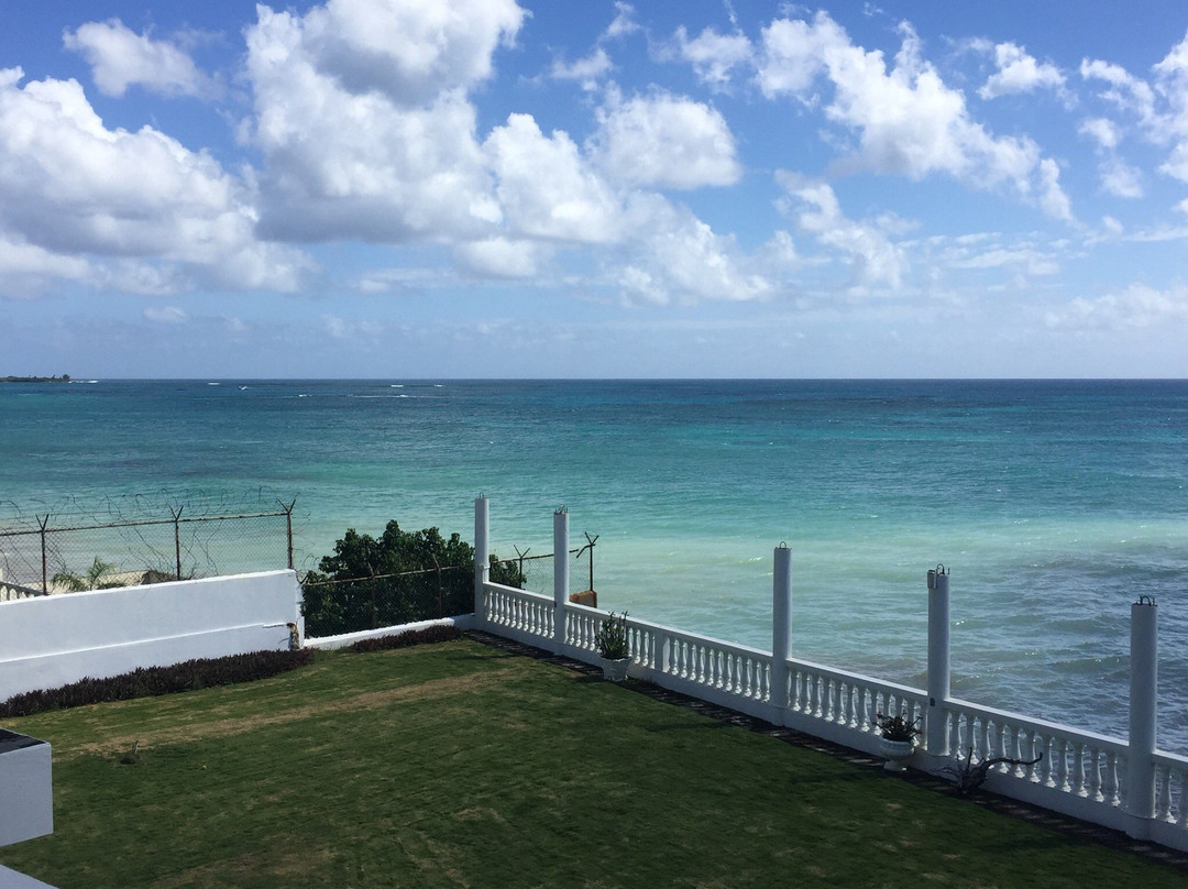 Whispering Bamboo Cove Resort主图