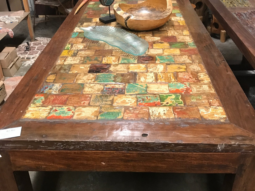 Bali Boo Furniture Store-科纳必去景点