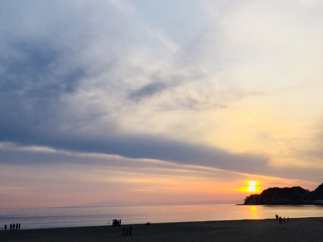 Yuigahama Beach景点图片