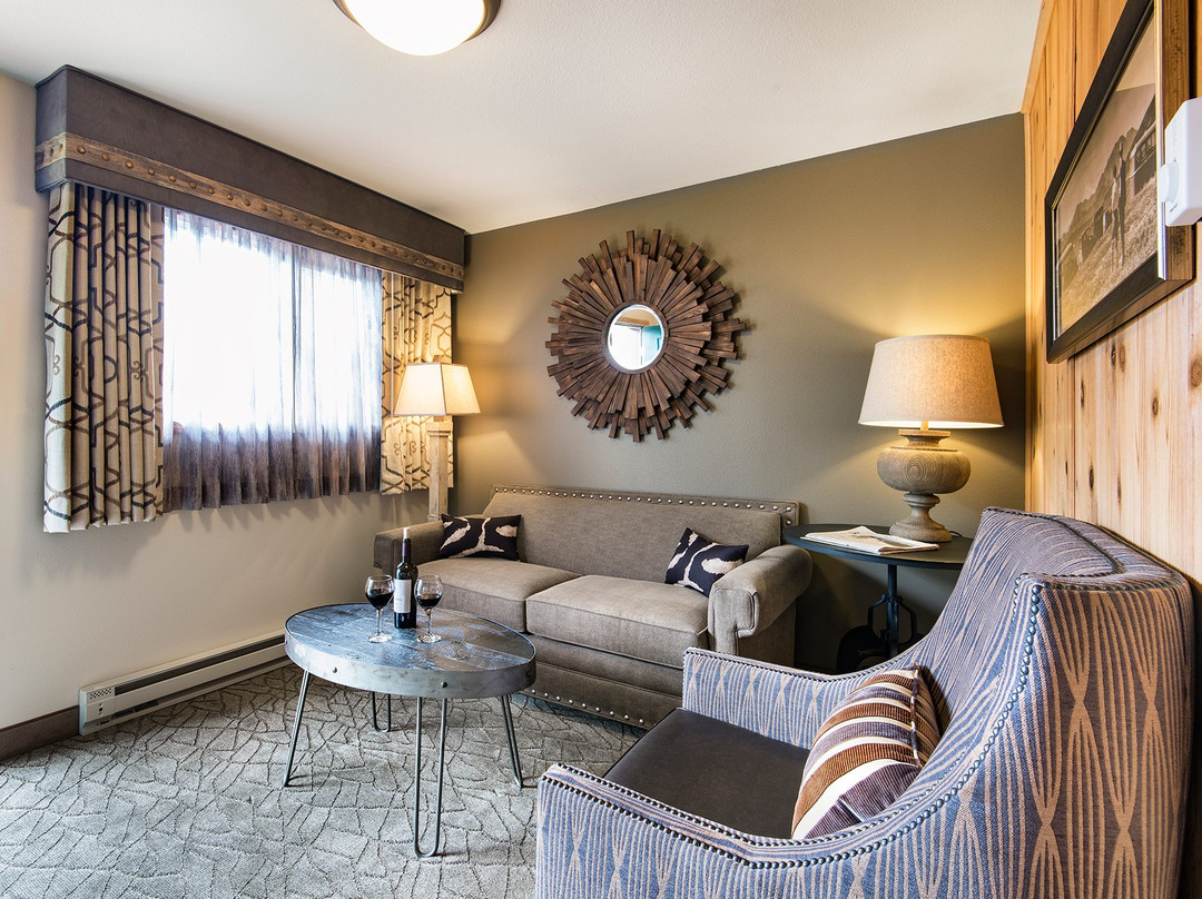 麦金利木屋度假村