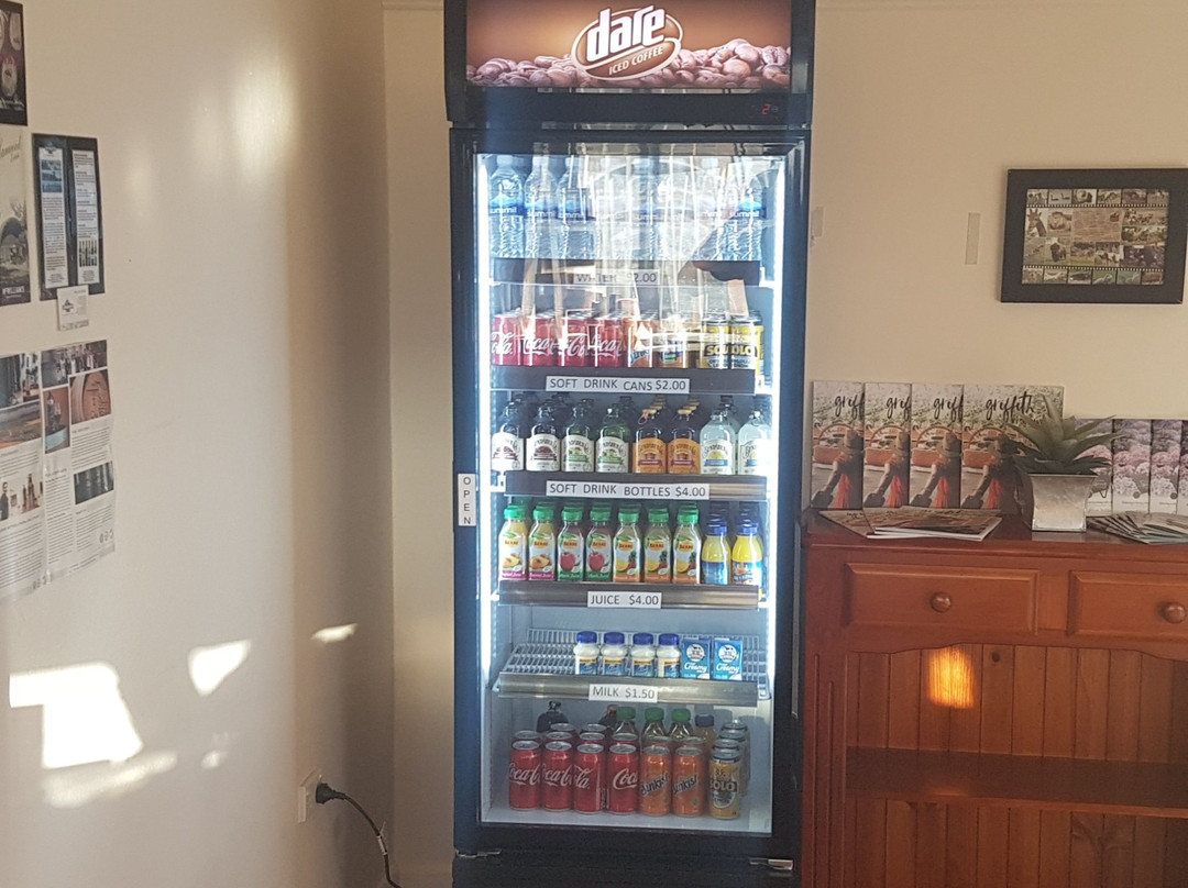 阿卡斯亚汽车旅馆主图