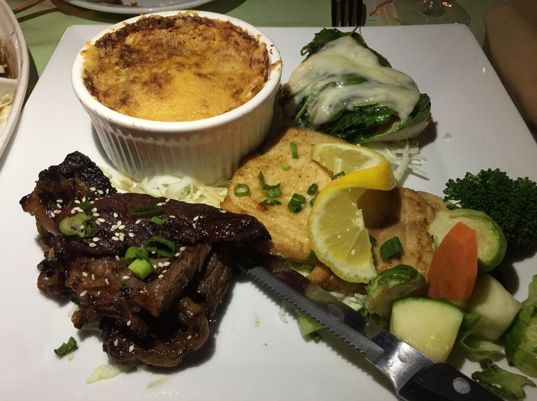 摩洛凯岛餐馆和美食-Hiro's Ohana Grill