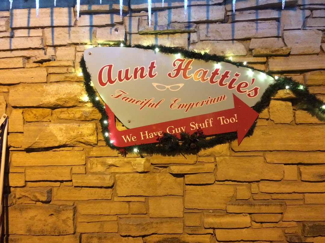 Aunt Hattie's Fanciful Emporium Unique Gift Shop景点图片